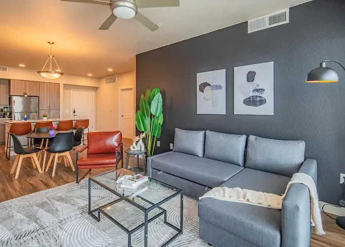 Trendy 2bd Gym Pool Parking Wd Sleeps 8 Apartment Tempe